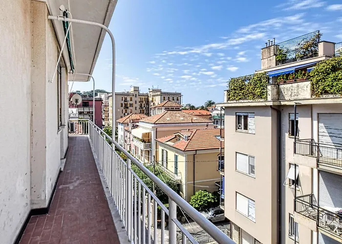 Apartman Lovely In *